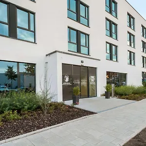 Super 8 By Wyndham Munich City North Hotel Munich